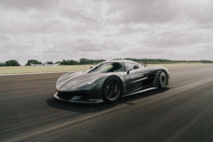 Η Koenigsegg παίρνει και πάλι τα σκήπτρα του ταχύτερου αυτοκινήτου στον κόσμο